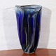 Høj vase i glas 
 - Kr. 3500,-