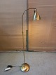 Gulvlampe
 Kr. 350,-