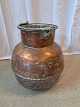 Kobber spand/vase
 Kr. 600,-