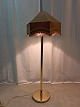 Standerlampe Kr. 700,-